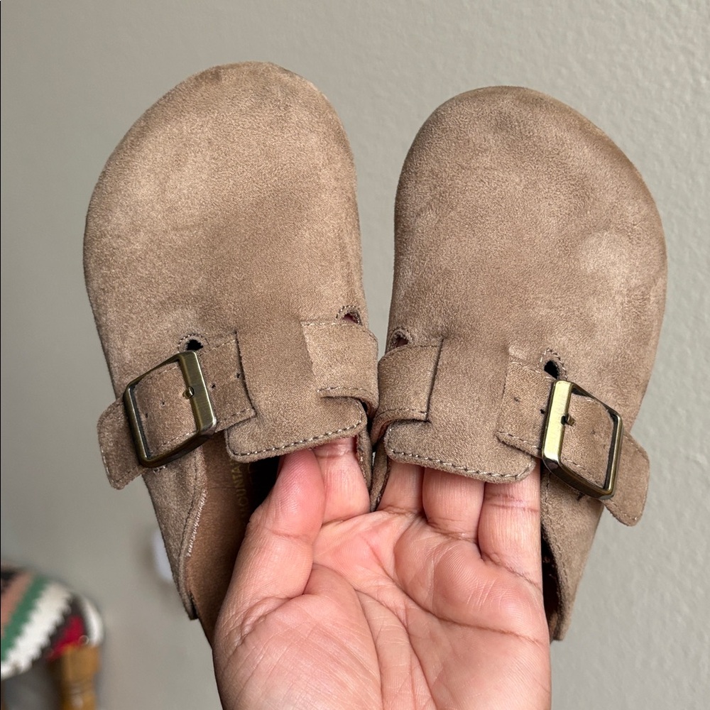 White Mountain Kids Clogs